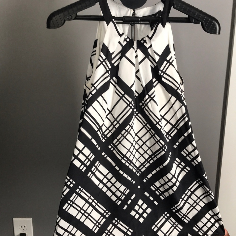 White House black market tank blouse - size small